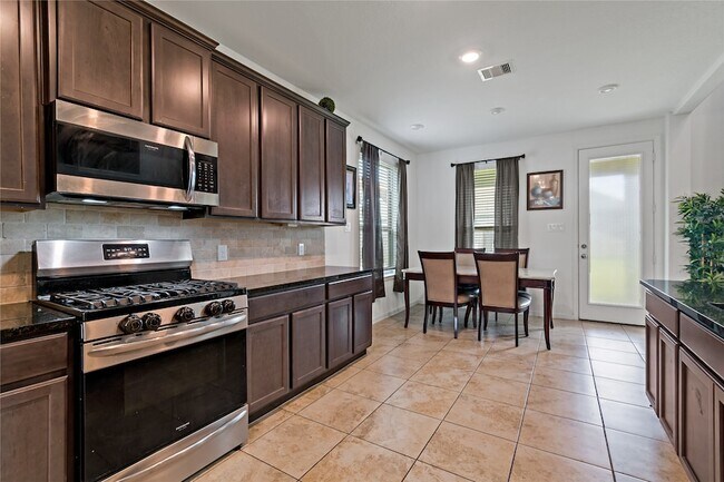 Building Photo - 14010 Hartford Heights Wy