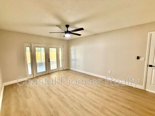 Building Photo - 8731 Huntfield St