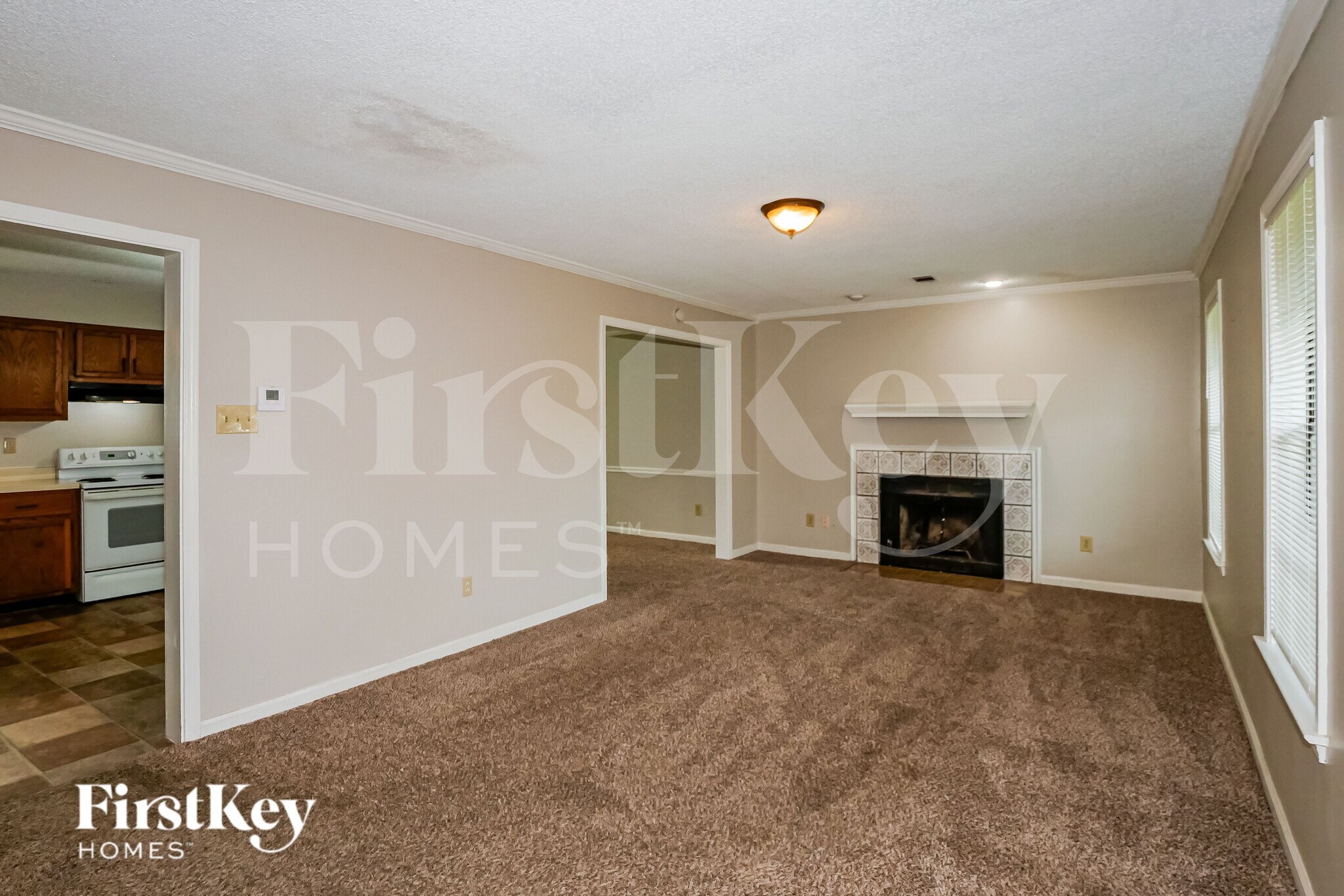 Building Photo - 2428 Green Glen Dr