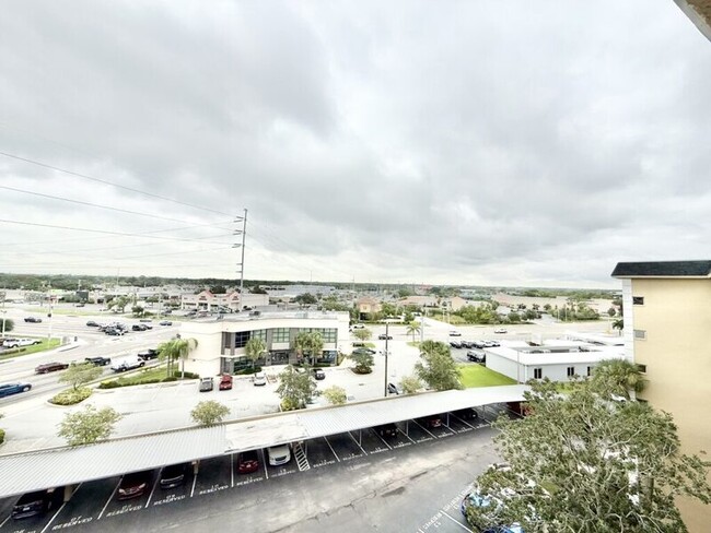 Building Photo - 8950 Park Blvd