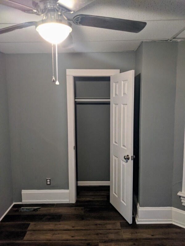 Building Photo - 700 Lincoln St