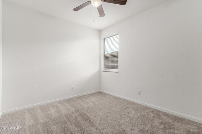 Building Photo - 18012 W Pierson St