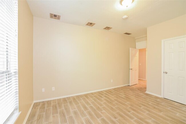 Building Photo - 2809 NW 158th St