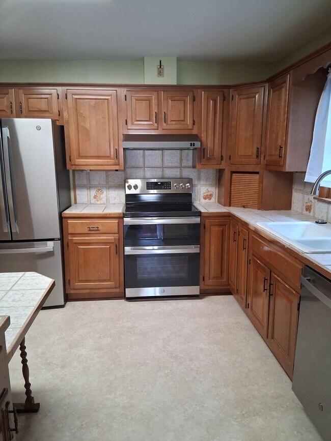 Building Photo - 3BR/ 2.5 Bath  Single Family Home in  Northside Neighborhood