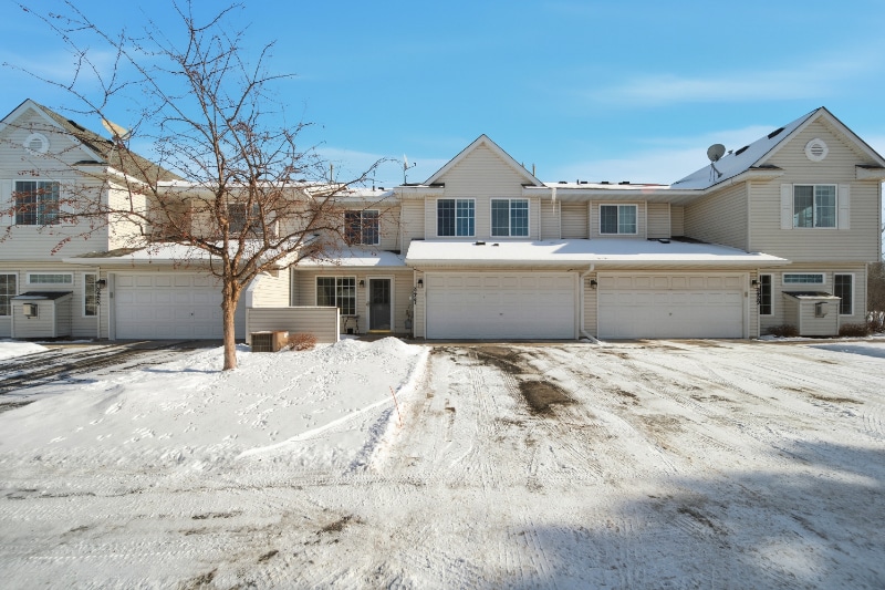 Building Photo - 8427 Yukon Cir N