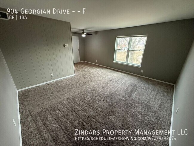 Building Photo - 904 Georgian Dr