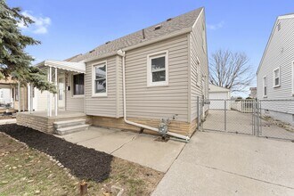 Building Photo - 4669 17th St