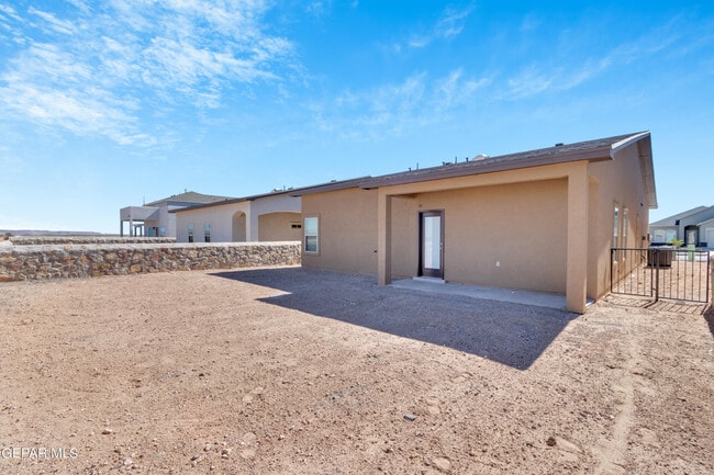 Building Photo - 13931 Sky Harbor Ave