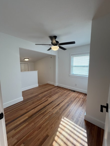 Building Photo - 5509 5th St