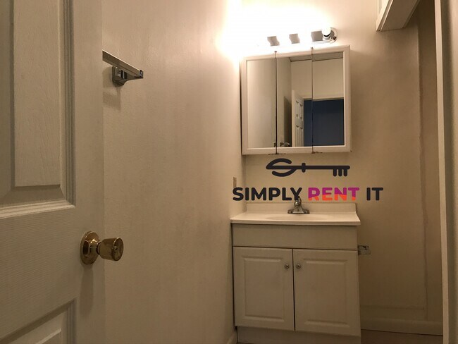 Building Photo - Affordable 1 Bedroom, Downtown Roland, IA