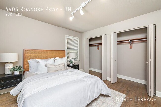 Building Photo - 4405 Roanoke Pkwy