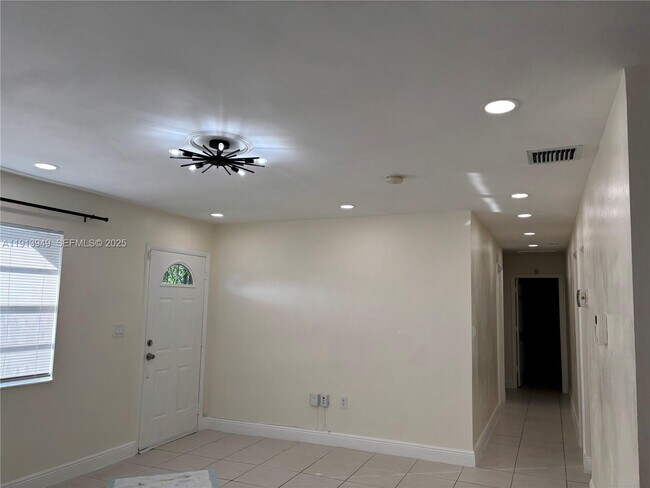 Building Photo - 29523 SW 144th Ct