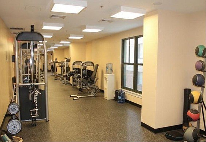 Weights - 910 M St NW