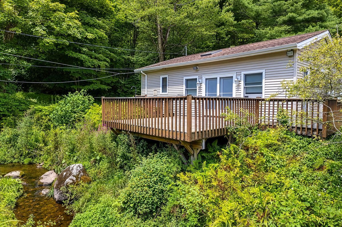 Building Photo - 12 Merwin Brook Rd