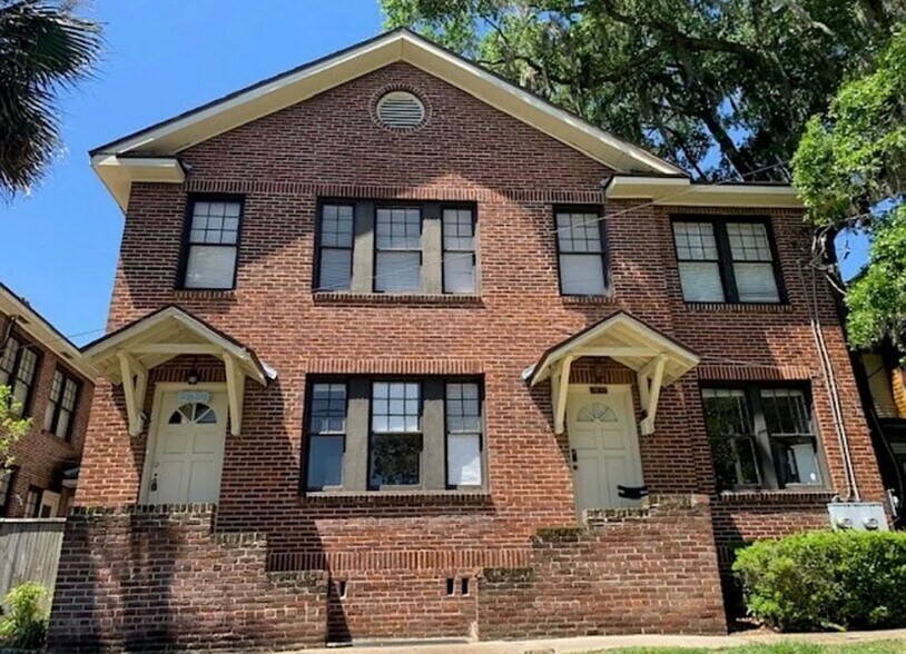 Building Photo - 2839 Saint Johns Ave