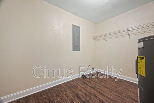 Building Photo - 49 Fulton St