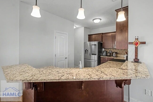 Building Photo - 157 Hamlet Ct