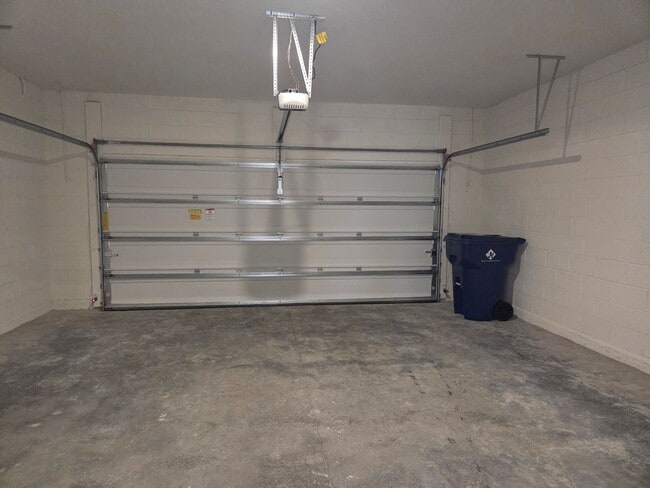 Building Photo - Brand New 2 Story 3/2.5 in Cypress Bluff