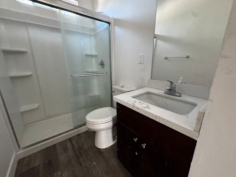 Building Photo - 1122 Magnolia Ave W