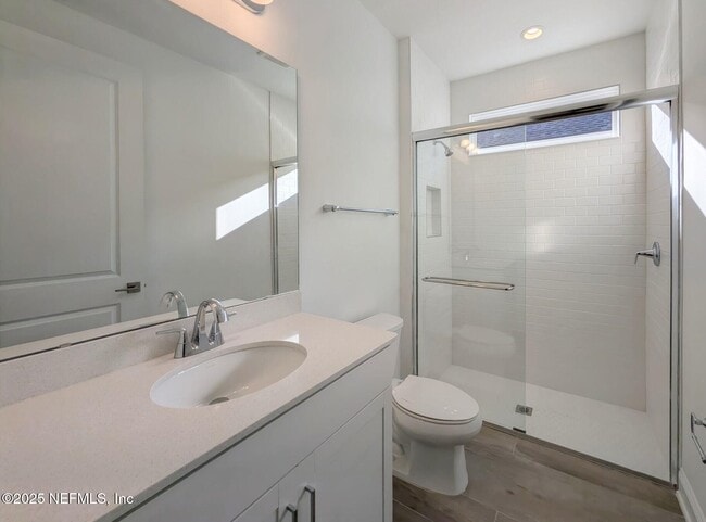 Building Photo - 156 Latham Dr