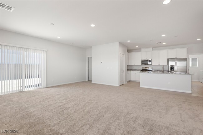 Building Photo - 5704 Steinbeck Vly St