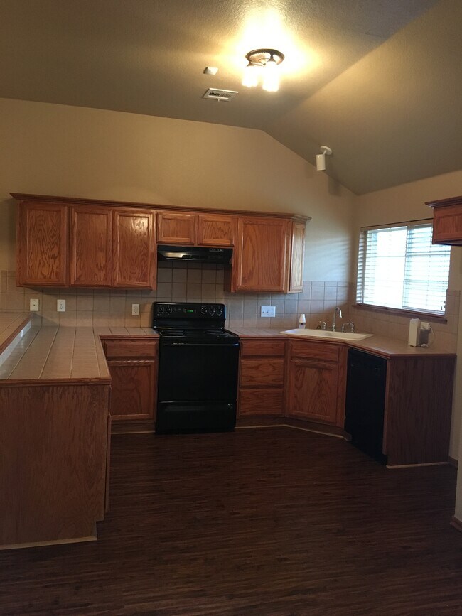 Building Photo - 17317 Bronze Ln