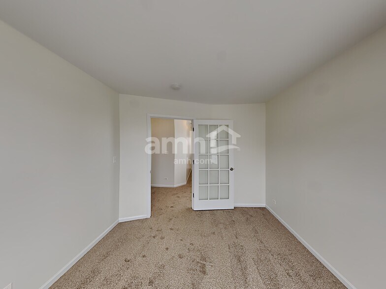 Building Photo - 2449 Emily Ln