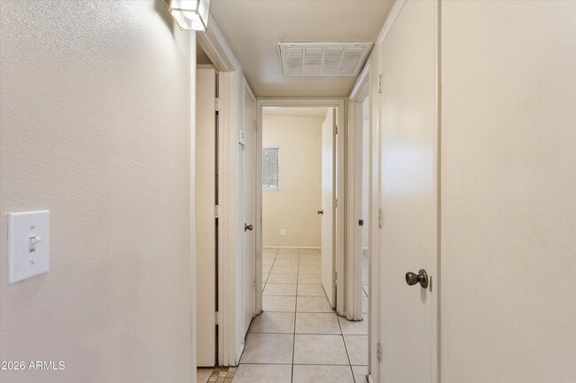 Building Photo - 7010 N 68th Dr