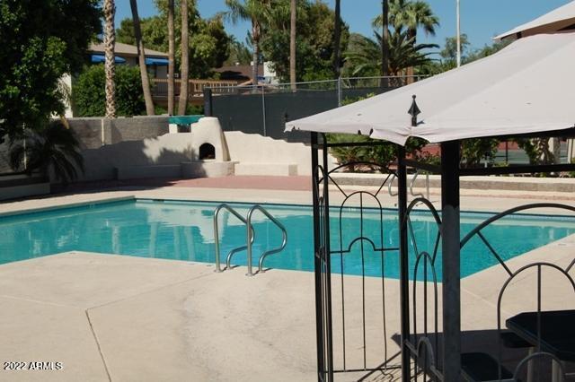 Building Photo - 2312 W Lindner Ave