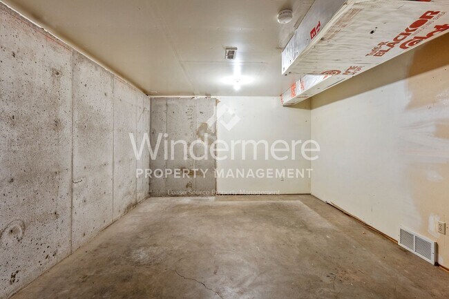 Building Photo - 2-bedroom Apartment In Hangman Valley