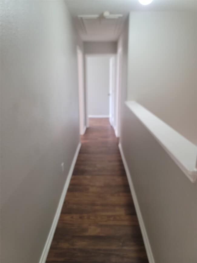 Building Photo - 6014 Drenner Park Ln