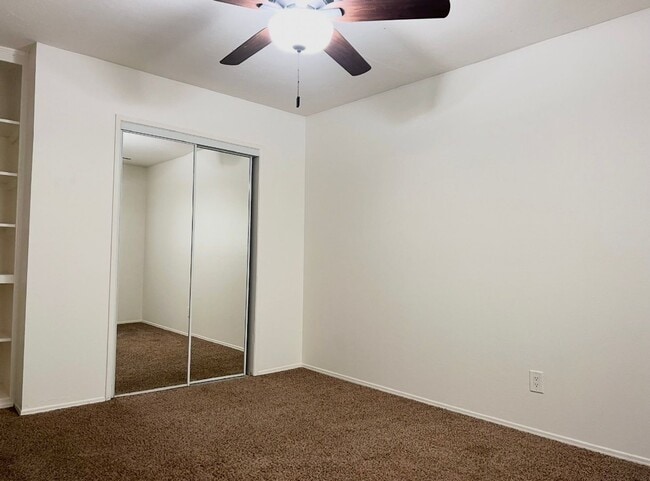 Building Photo - Bright 2 bed 1 bath in Pacific Beach