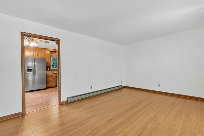 Building Photo - 509 Mathes Ct