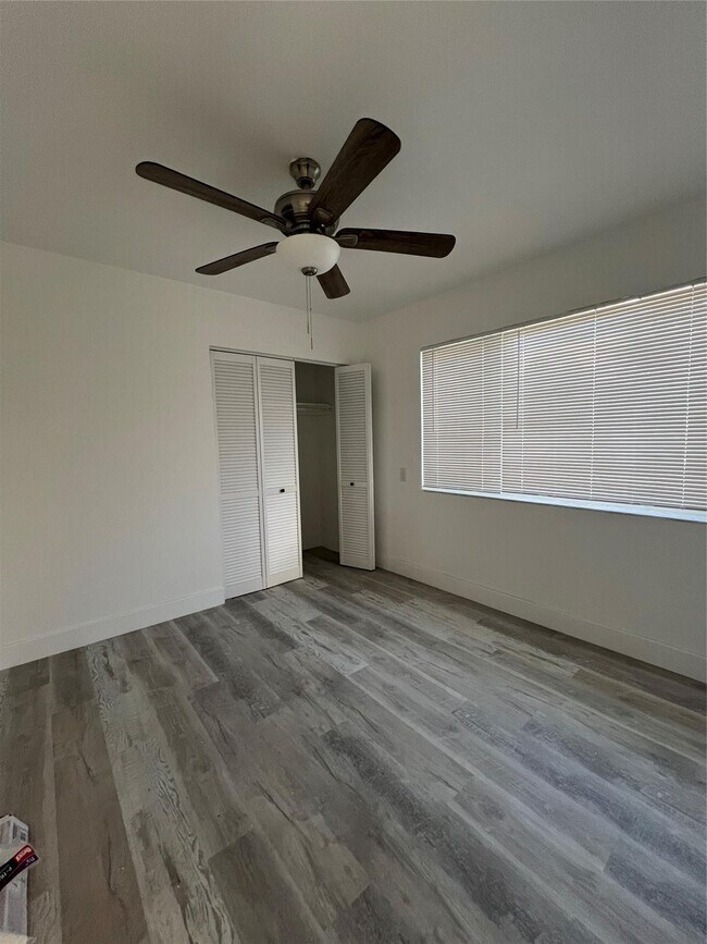 Building Photo - 2115 N Ocean Blvd