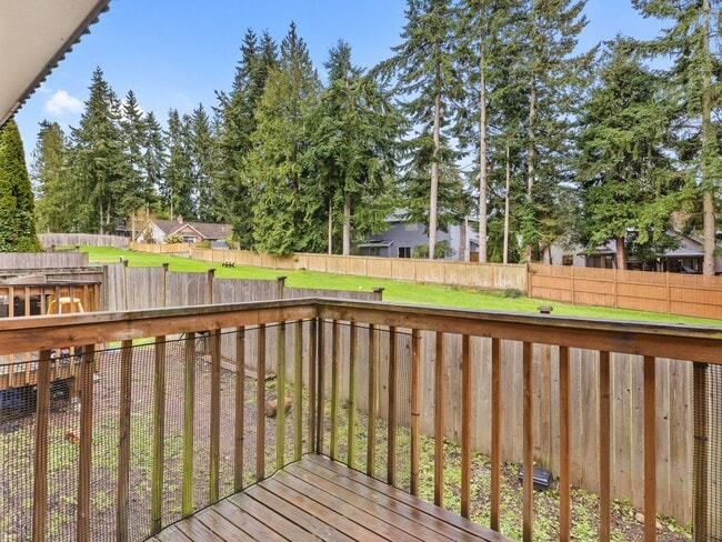 Building Photo - 6005