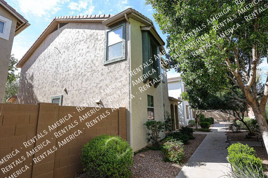 Building Photo - 10146 E Isleta Ave