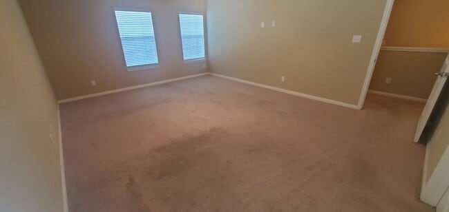 Building Photo - 249 Nomad Ln