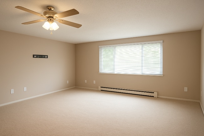 Building Photo - 6301 Robinson Rd