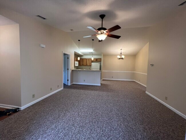 Building Photo - 93 Morningside Ln