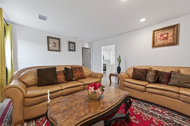 Building Photo - 16703 Rolling Pasture Ln