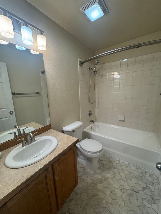 Building Photo - 6345 Whispering Loop