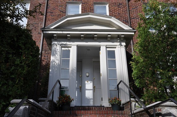Building Photo - 44 Rawson Rd