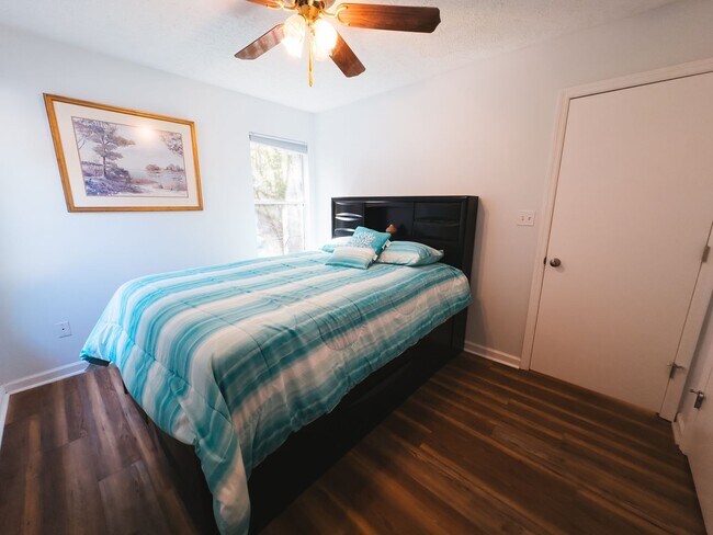 Building Photo - Pine Drive Lake House - PRICE REDUCTION