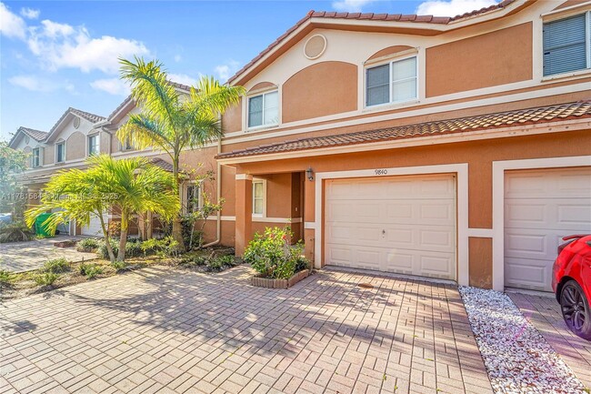 Building Photo - 9840 NW 19th Pl