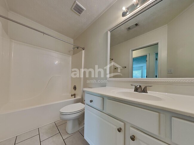 Building Photo - 1810 Patrick Mill Pl NE