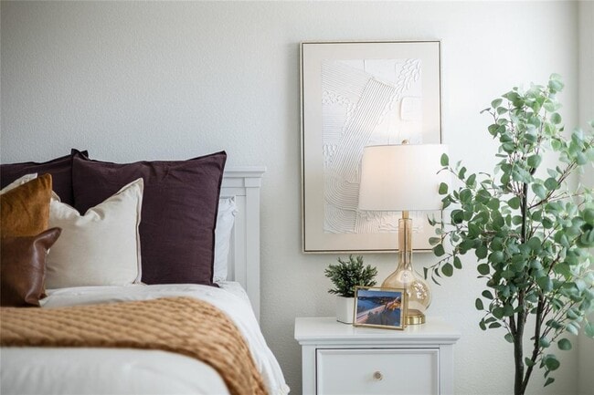 Building Photo - 1905 Red Berry Pass