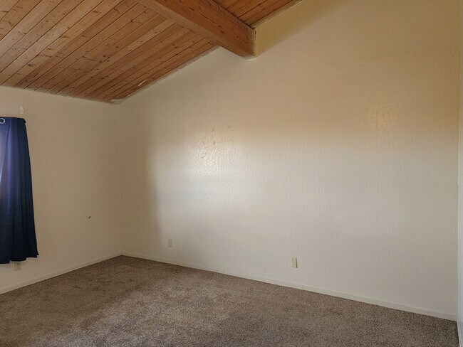 Building Photo - Silverado104