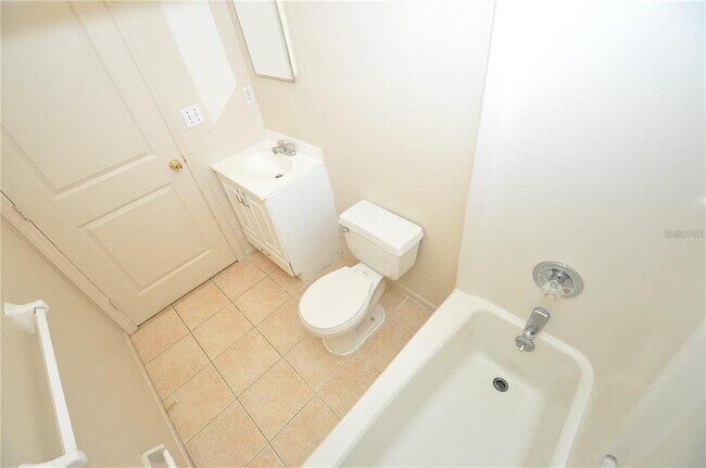 Building Photo - 400 Red Hawk Loop