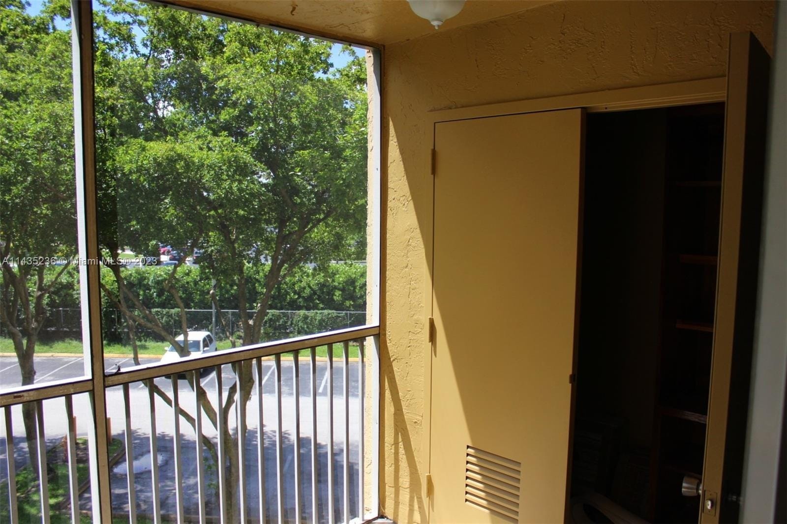 Building Photo - 8235 Lake Dr