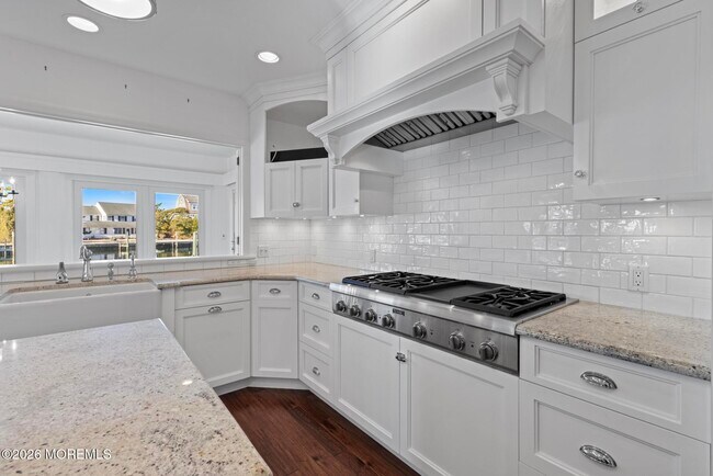 Building Photo - 954 Barnegat Ln